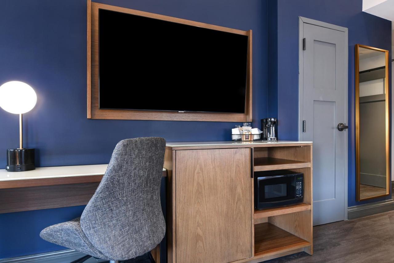 Courtyard By Marriott Downtown Hotel Cincinnati